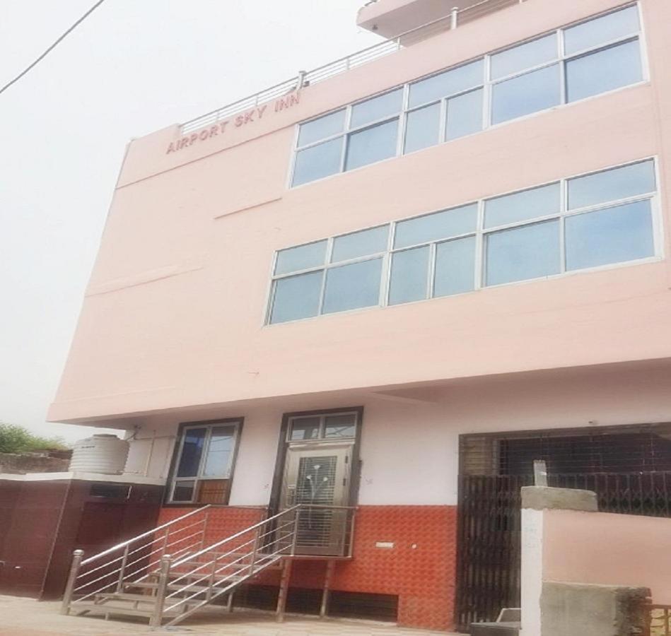 Airport Sky Inn Homestay Jaipur Eksteriør billede