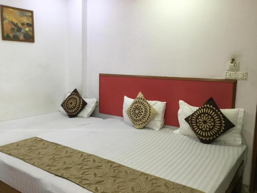 Airport Sky Inn Homestay Jaipur Eksteriør billede